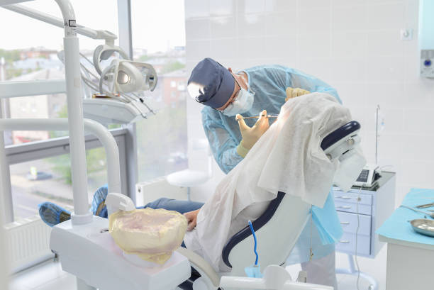 Best Emergency Tooth Extraction in Cambridge, NE